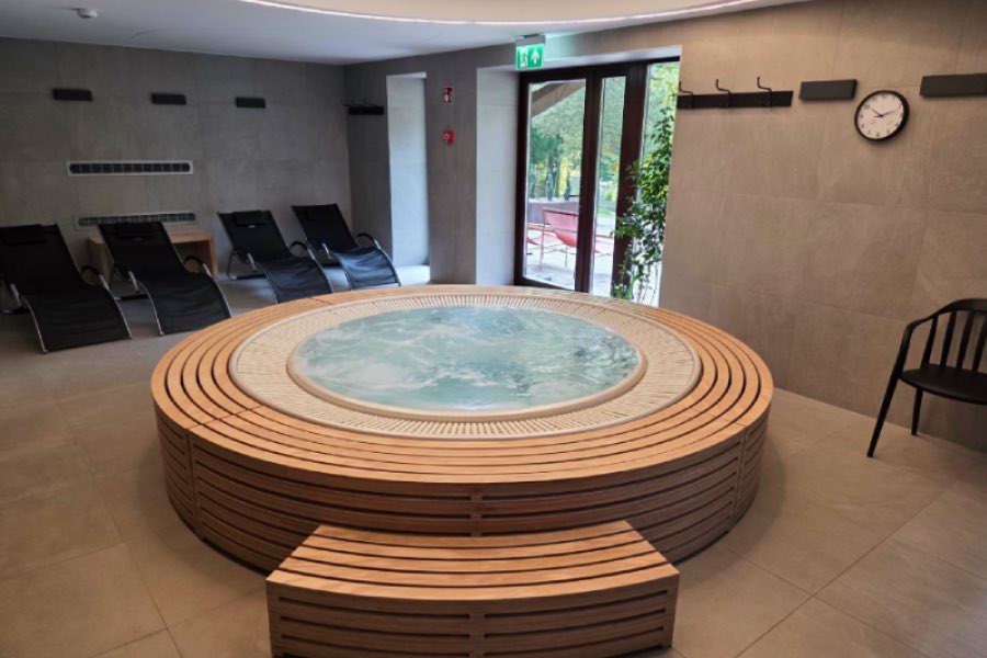 jacuzzi 2